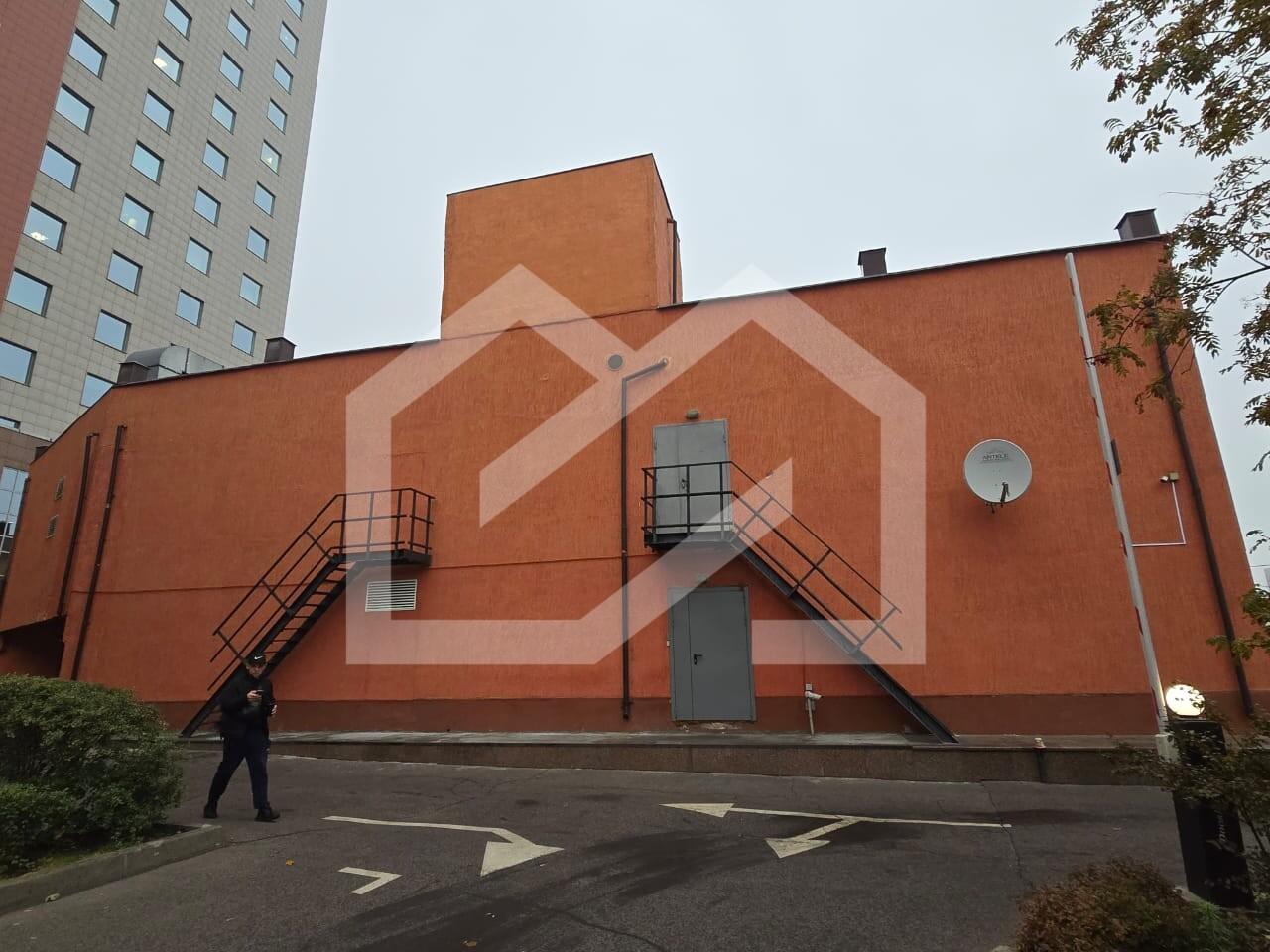 WhatsApp Image 2025-10-06 at 09.10.24.jpeg