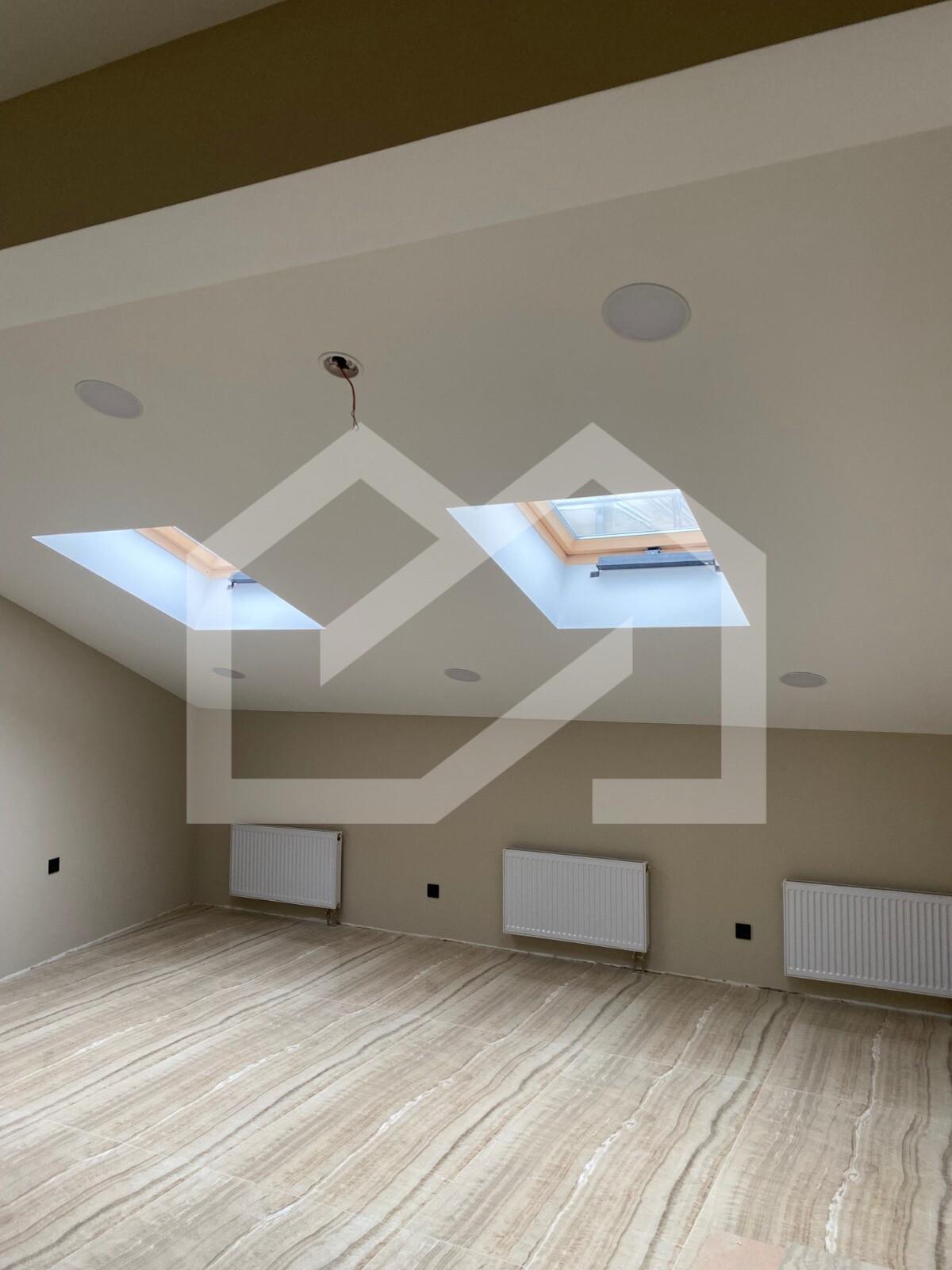 WhatsApp Image 2025-11-18 at 09.37.22 (1).jpeg