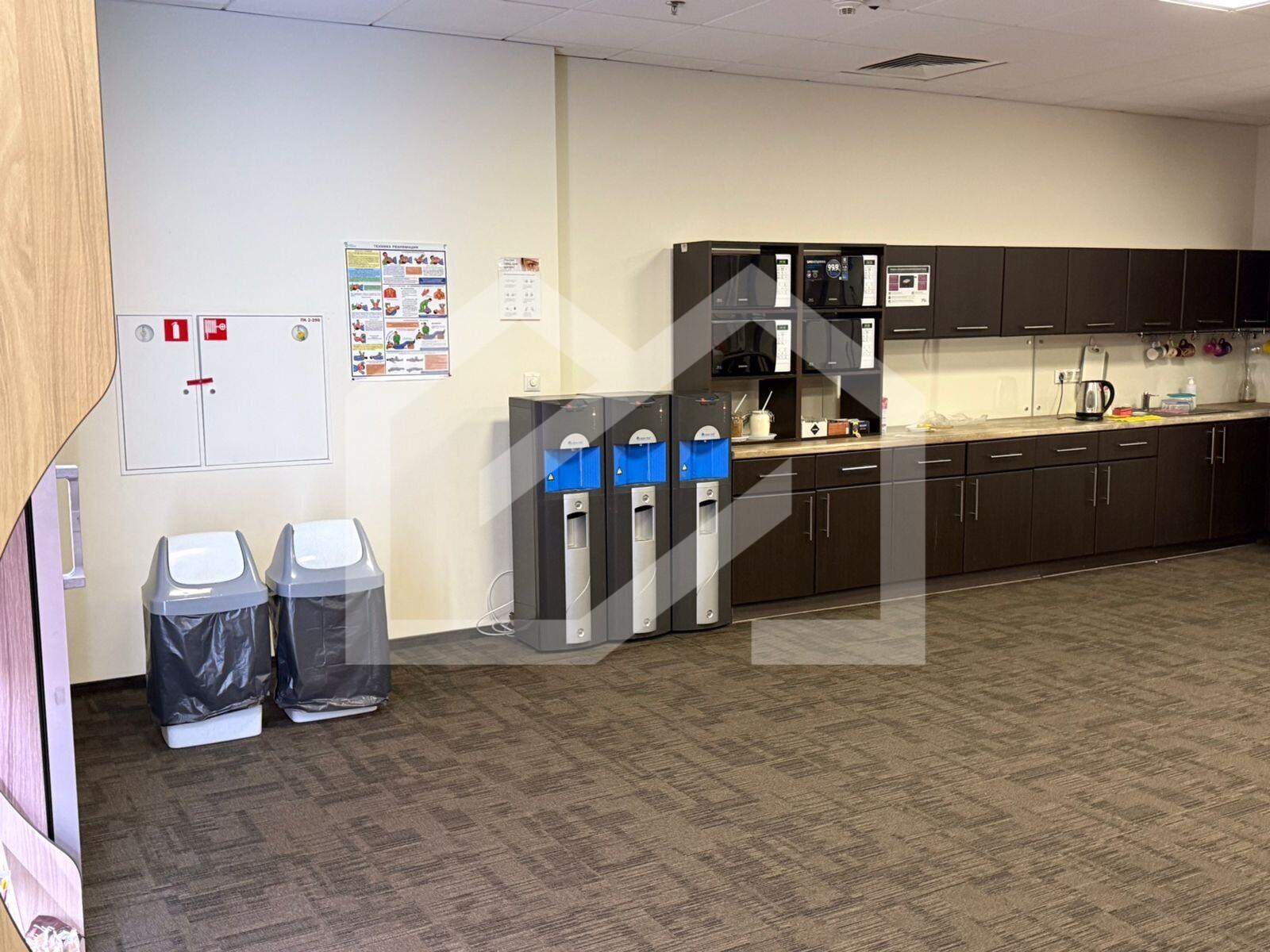 WhatsApp Image 2025-11-25 at 16.42.00.jpeg