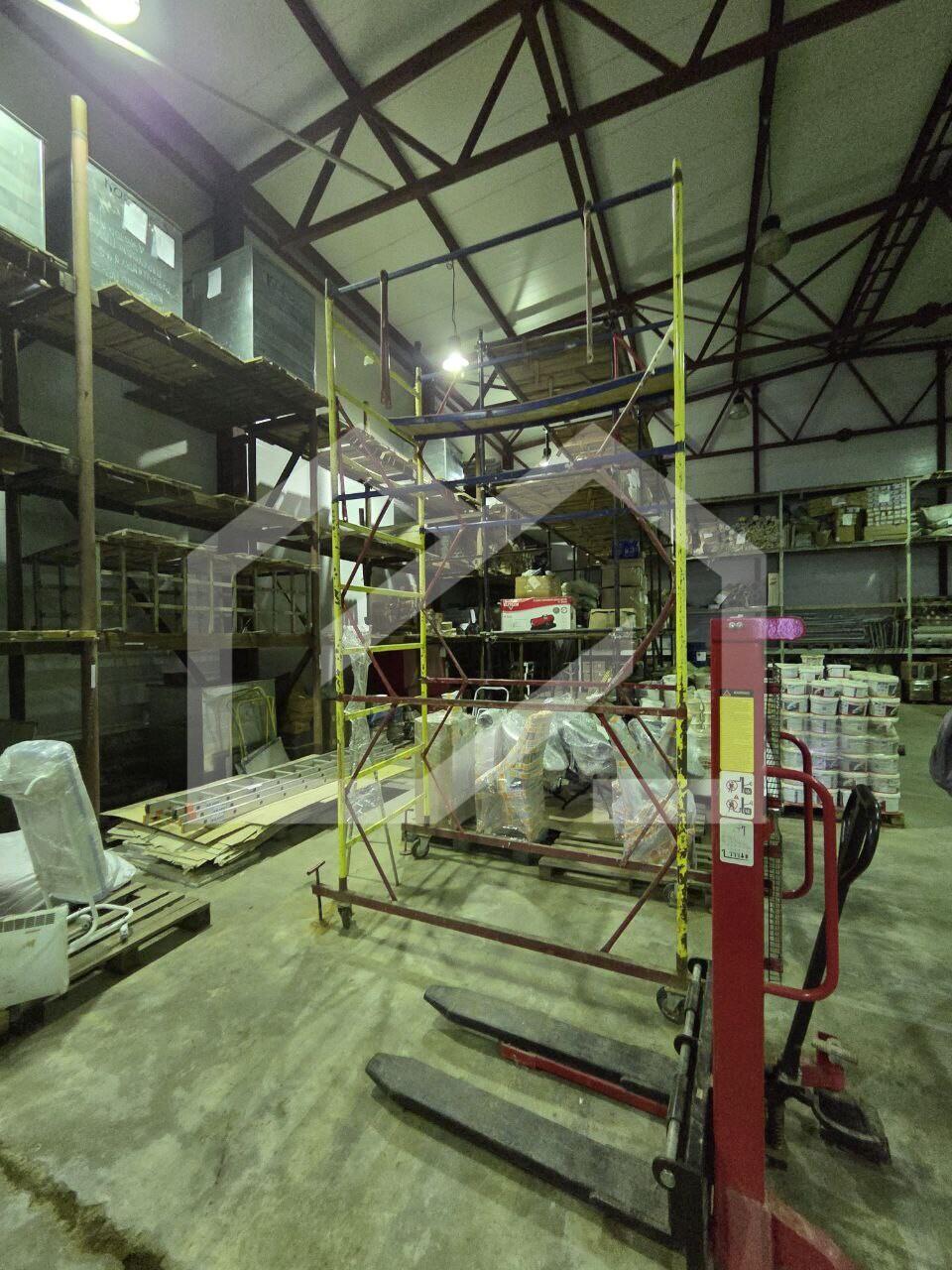 photo_5375411137752535453_y (1).jpg