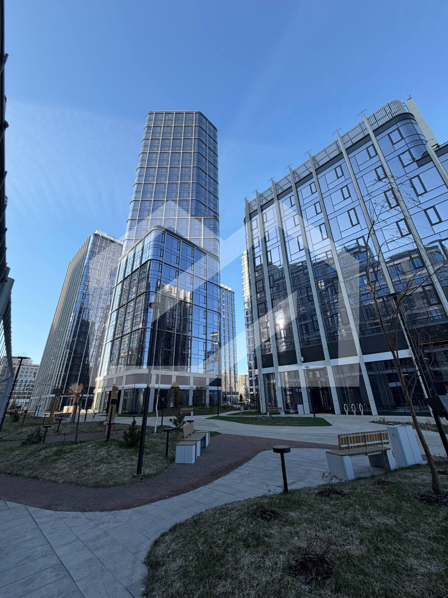 photo_5357511934560900546_w (1).jpg