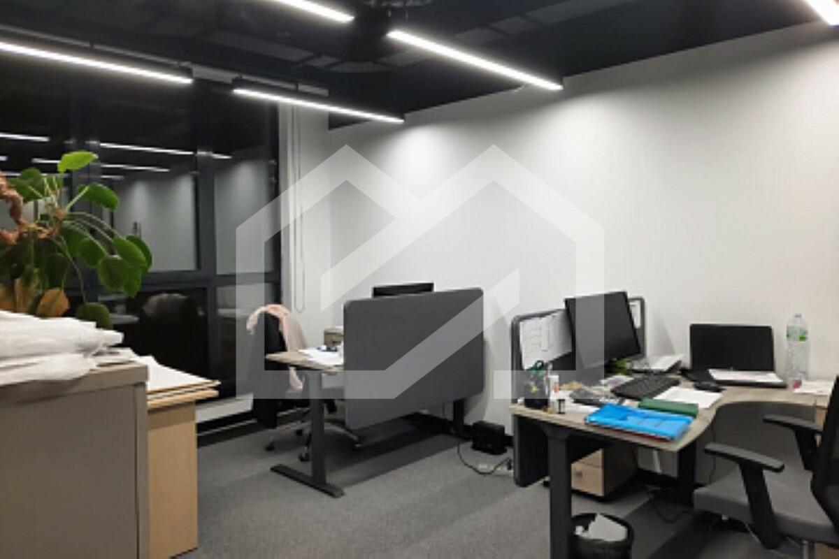 Barrin House 2 этаж 232 м-177.jpg