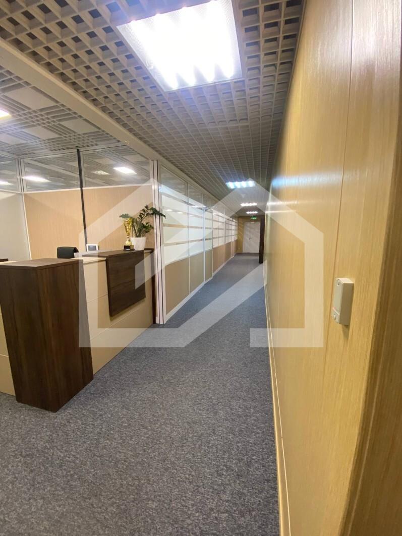 БЦ Воробьевский 1.6.10_Страница_08_Изображение_0003.jpg