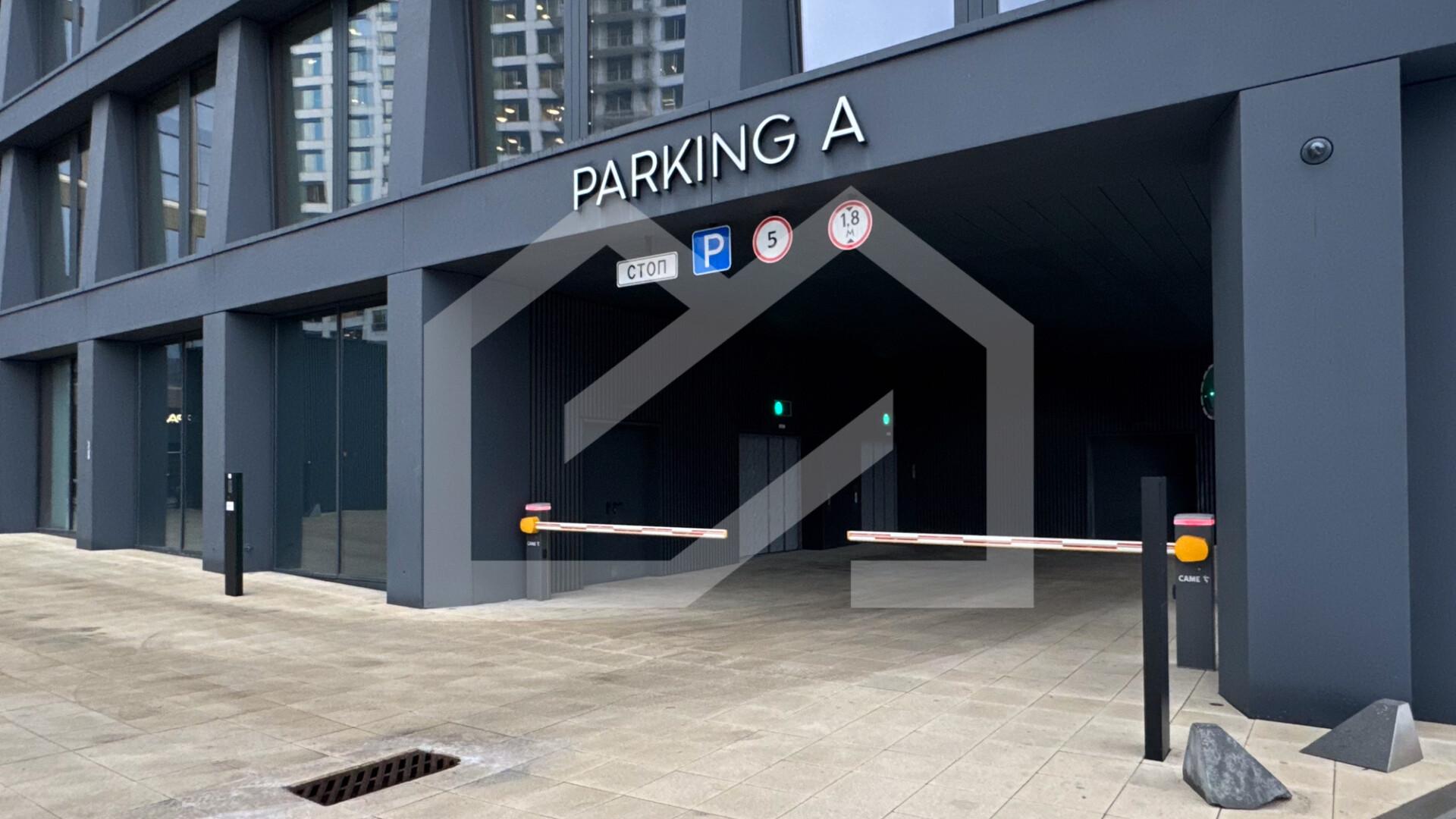 заезд на паркинг.jpg