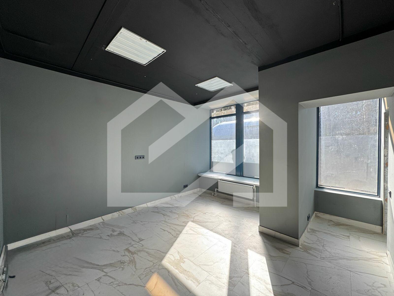 WhatsApp Image 2025-03-24 at 15.35.06 (2).jpeg