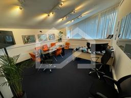 WhatsApp Image 2025-04-17 at 16.53.25 (1).jpeg