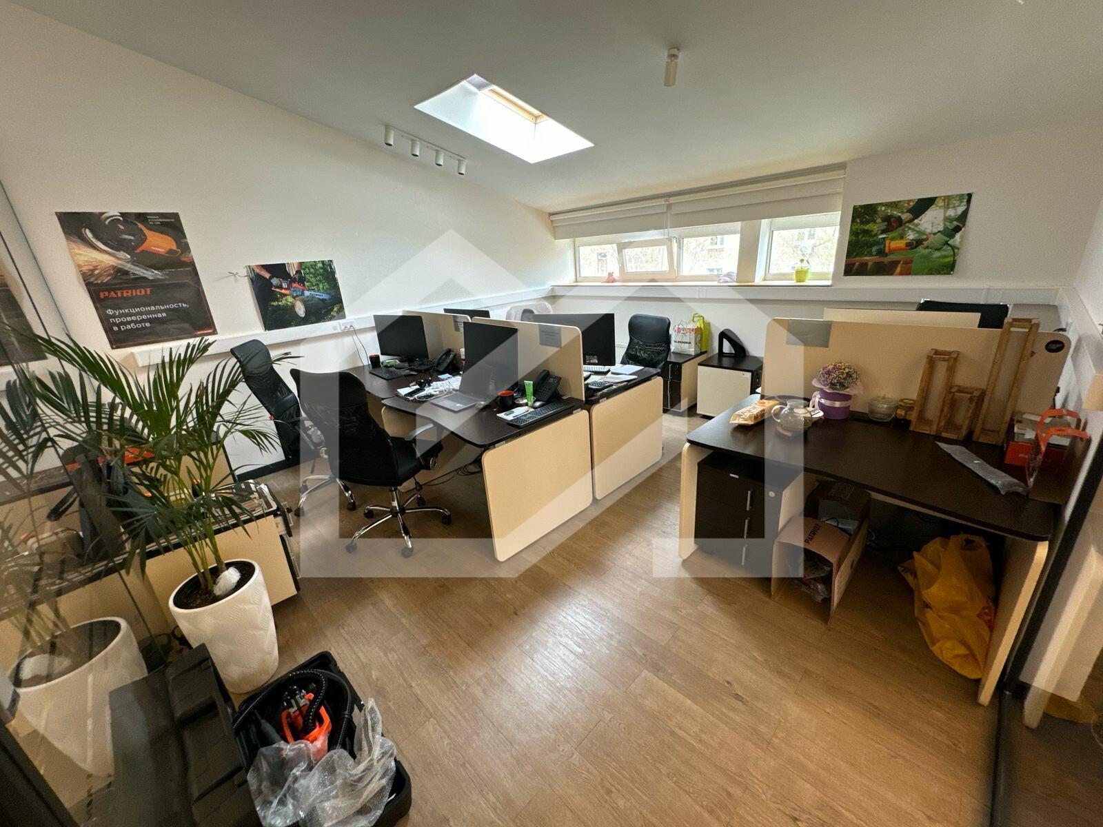 WhatsApp Image 2025-04-17 at 16.53.24 (2).jpeg