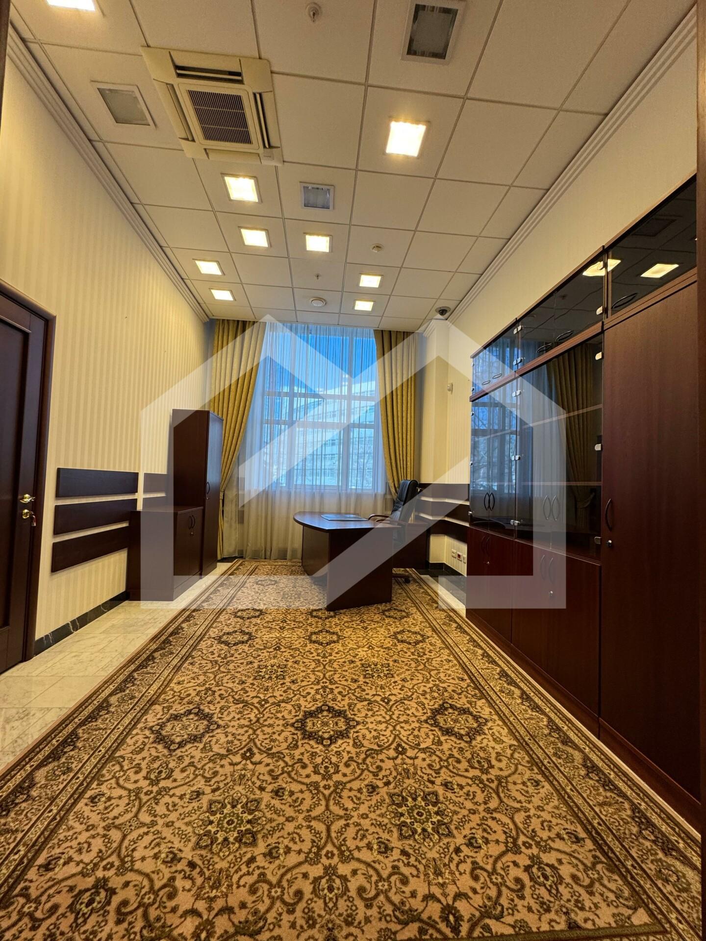 приемная заместителя.jpeg